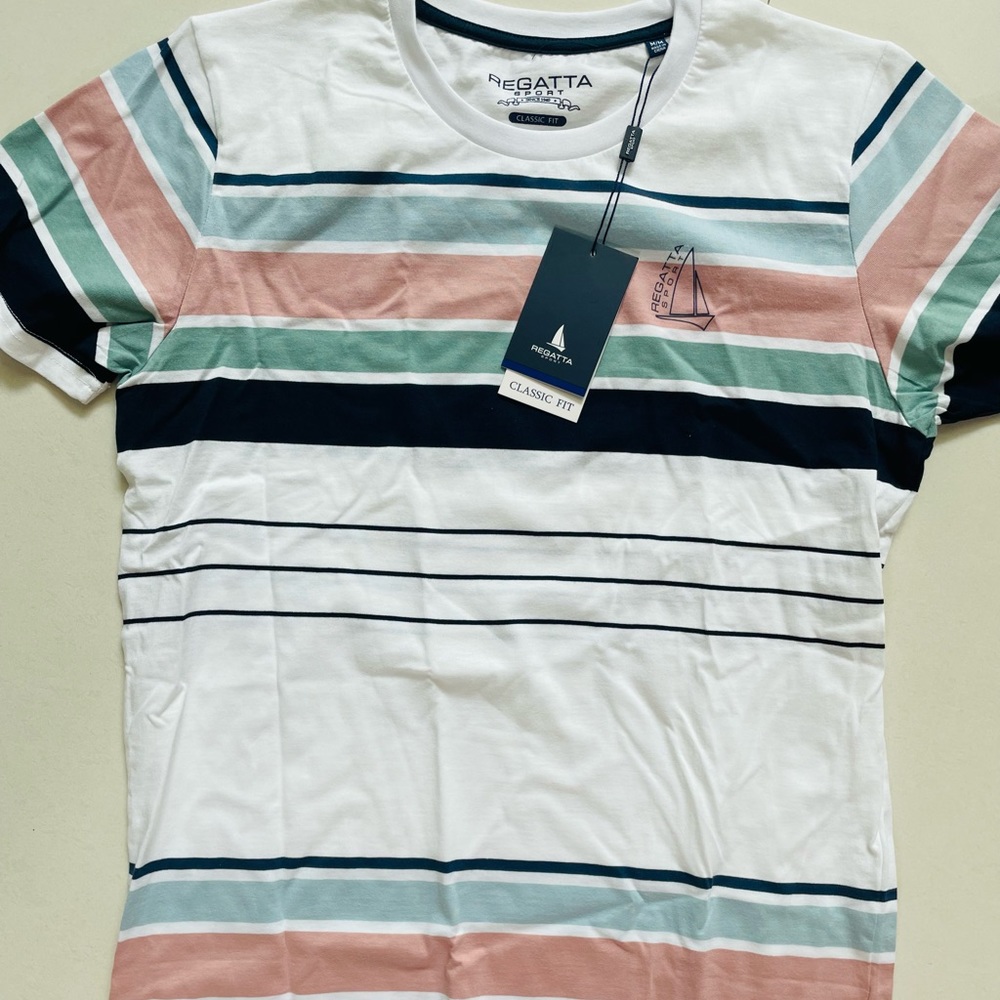 🎄Regatta Sport striped tee shirt NWT
